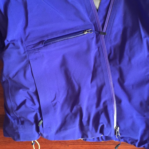 Medium Columbia Snow Jacket - Picture 5 of 7